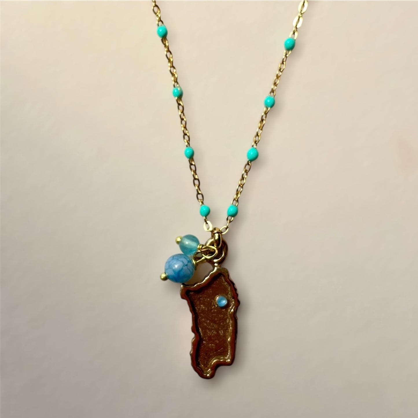 Collana Radice (Sardegna)